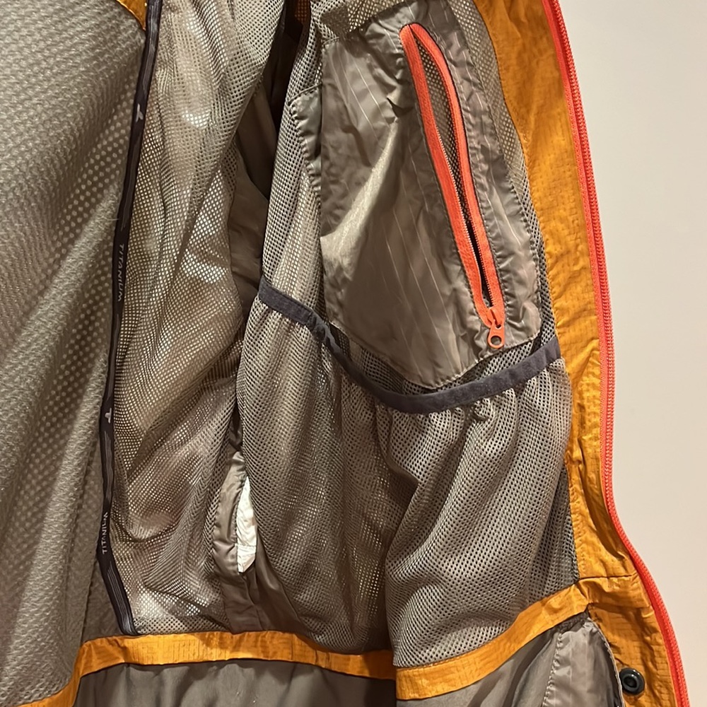 Columbia Titanium Shell Jacket - Picture 8 of 12